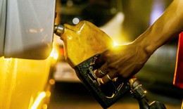 Giá dầu giảm do lo ngại nhu cầu tại Mỹ suy yếu sau mùa Hè