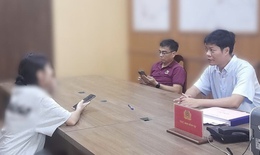 C&#244;ng an giải cứu b&#233; g&#225;i 14 tuổi bị nh&#243;m người lạ dụ dỗ rời khỏi địa phương