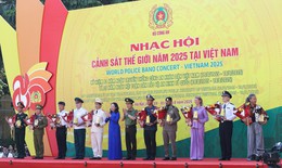 Sắc màu âm nhạc đa quốc gia hội tụ tại Nhạc hội Cảnh sát Thế giới 2025 ở Hà Nội