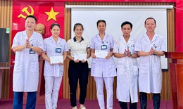 Nhân viên y tế hiến máu giúp sản phụ qua cơn nguy kịch