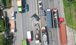 Đồng Nai: 8 xe ôtô va chạm liên hoàn, Quốc lộ 51 ùn tắc cả hai chiều