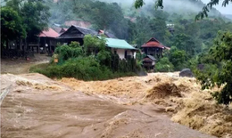 Cảnh b&#225;o lũ qu&#233;t, sạt lở đất ở 4 tỉnh do mưa lớn