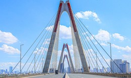 Người dân lưu ý: Cầu Nhật Tân cấm toàn bộ phương tiện từ 0h đến 4h trong tháng 9