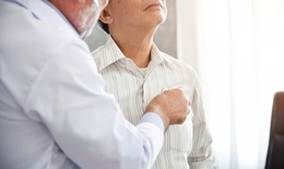 Vì sao cần sàng lọc định kỳ các bệnh không lây nhiễm ở người có HIV?