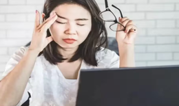 L&#224;m việc với m&#224;n h&#236;nh l&#226;u, c&#225;ch n&#224;o để giảm mỏi mắt?