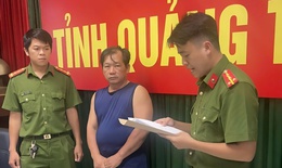 Bắt tài xế lái xe tải lao vào chợ khiến nhiều người thương vong