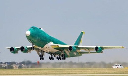 M&#225;y bay &#39;Ng&#224;y tận thế&#39; E-4B của Mỹ hiếm hoi xuất hiện trong t&#236;nh trạng &#39;trần trụi&#39;