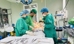 Cuộc phẫu thuật sinh tử giữa t&#226;m b&#227;o Kajiki