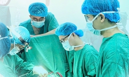 Bố mẹ qu&#233;t chợ mưu sinh, con bị tim bẩm sinh kh&#244;ng c&#243; tiền mổ, b&#225;c sĩ gọi t&#224;i trợ hồi sinh b&#233; diệu kỳ 