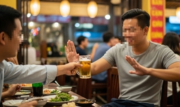 Lạm dụng rượu bia gây ra nhiều hệ luỵ, làm thế nào để 'uống có trách nhiệm'?