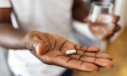 Người gi&#224; cần bổ sung vitamin g&#236;?