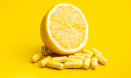 Vitamin C từ thực phẩm tươi và viên bổ sung: Lựa chọn nào tốt hơn cho chống lão hóa da?