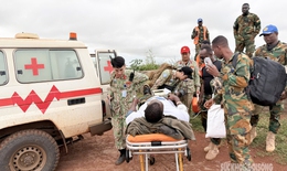 B&#225;c sĩ Qu&#226;n y Việt Nam cấp cứu kịp thời ca bệnh nguy kịch ở Nam Sudan