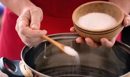 Giảm muối và rượu - Bí quyết duy trì huyết áp khỏe mạnh