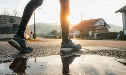 Thời điểm v&#224;ng đi bộ gi&#250;p người gi&#224; giảm c&#226;n hiệu quả