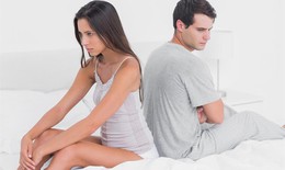 Nam giới bị hẹp bao quy đầu c&#243; quan hệ được kh&#244;ng?