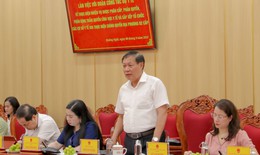 Thứ trưởng Đỗ Xu&#226;n Tuy&#234;n l&#224;m việc về sắp xếp, tổ chức cơ sở y tế khi thực hiện ch&#237;nh quyền địa phương 2 cấp tại Quảng Ng&#227;i
