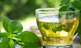 Giảm đau họng tự nhiên: 6 biện pháp thay thế siro ho hiệu quả tại nhà