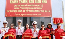 Nhiều gia đình nhận nhà mới trong ‘Chiến dịch Quang Trung’
