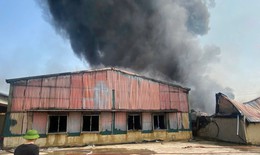 Cháy nhà xưởng trong Trại giam Quảng Ninh