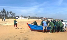 Tiếp tục tìm kiếm một ngư dân mất tích trên biển Đắk Lắk