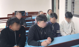 Mạo hiểm để 'câu view', 4 thanh thiếu niên bốc đầu xe rồi lao xuống vực