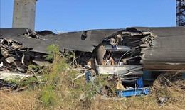 Thái Lan: Cần cẩu đổ sập vào đoàn tàu chở khách, ít nhất 22 người tử vong