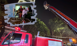 Cháy nhà nghỉ ở Hà Đông lúc rạng sáng, 7 người được cứu an toàn