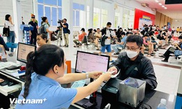 Ngành đường sắt đã bán 227.000 vé tàu Tết, ngày cao điểm hết chỗ