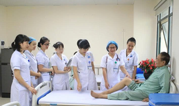 Suýt mất mạng vì tự uống 'combo' 3 loại thuốc giảm đau: Bác sĩ cảnh báo thói quen nguy hiểm nhiều người Việt mắc phải