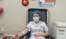Nhân viên y tế hiến máu kịp thời, cứu sống bệnh nhân đa chấn thương nguy kịch