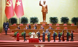 Danh sách 14 Ủy viên Bộ Chính trị, Ban Bí thư khóa XIII tái cử Ban Chấp hành Trung ương Đảng khóa XIV