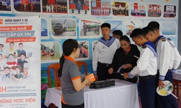 Tư vấn hướng nghiệp cho hơn 300 thanh niên hoàn thành nghĩa vụ quân sự