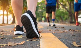 Đi bộ bao nhiêu phút mỗi ngày là đủ để ‘cân bằng’ mâm cỗ ngày Tết?