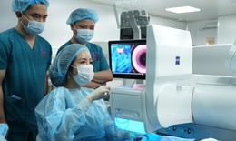 Khoảng 5 triệu trẻ em đang độ tuổi đến trường mắc tật khúc xạ