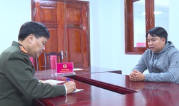 Băng nhóm tổ chức cho người khác xuất cảnh trái phép