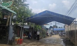 Tiếng khóc xé lòng của gia đình 4 nạn nhân tử vong thương tâm do sập bờ kè ở Đắk Lắk