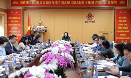 Khẩn trương triển khai Chương trình Mục tiêu quốc gia về chăm sóc sức khỏe, dân số và phát triển