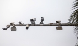 Không chấp hành nộp phạt vi phạm giao thông sẽ bị cưỡng chế khấu trừ lương, tài khoản