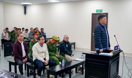 Cựu lãnh đạo Ban QLDA Đắk Lắk hầu tòa vì điều chỉnh tiêu chí chấm thầu cho doanh nghiệp