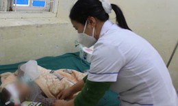 Bé 5 tháng tuổi suy hô hấp do sởi, nguy cơ nhiều gia đình có con nhỏ đang đối mặt