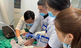 Cấp cứu kịp thời, chuyển tuyến an toàn ca sinh non 28 tuần nặng 900 gram