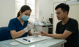 Gỡ rào cản tâm lý và dịch vụ để người dân chủ động xét nghiệm HIV sớm