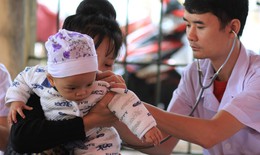 Tăng mức phụ cấp ưu đãi nghề giữ chân cán bộ y tế vùng khó khăn