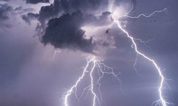 TPHCM hứng gần 4.000 cú sét chỉ trong 2 ngày mưa lớn