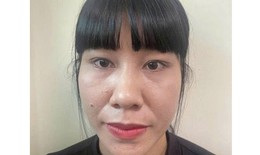 Hà Nội: Bắt người phụ nữ ném mắm tôm vào chủ tiệm bánh khi livestream