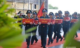 Chuyến bay đặc biệt đưa 15.401 mẫu sinh phẩm hài cốt liệt sĩ ra Hà Nội