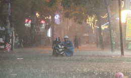 Không khí lạnh suy yếu dần, miền Bắc nhiệt tăng nhẹ, miền Trung tiếp tục mưa