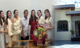 Bố mẹ sống trong căn nhà xuống cấp, 5 chị em gái góp 1 tỷ xây mới