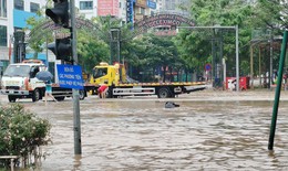 Miền Bắc, miền Trung đồng loạt mưa dông
